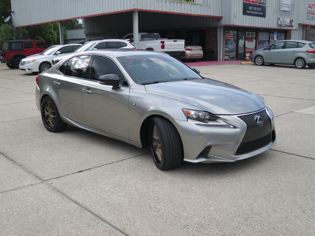2015 Lexus IS Image 4