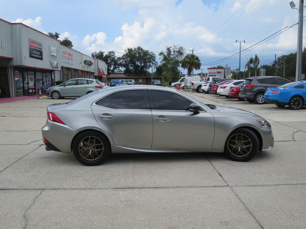 2015 Lexus IS Image 5