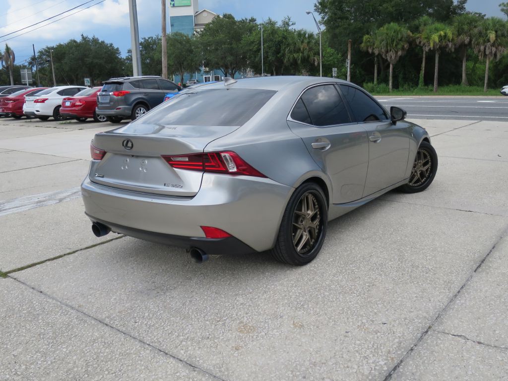 2015 Lexus IS Image 6