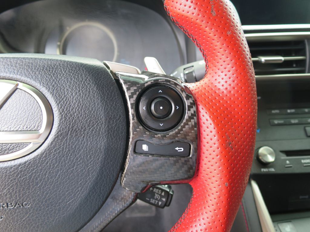 2015 Lexus IS Image 22
