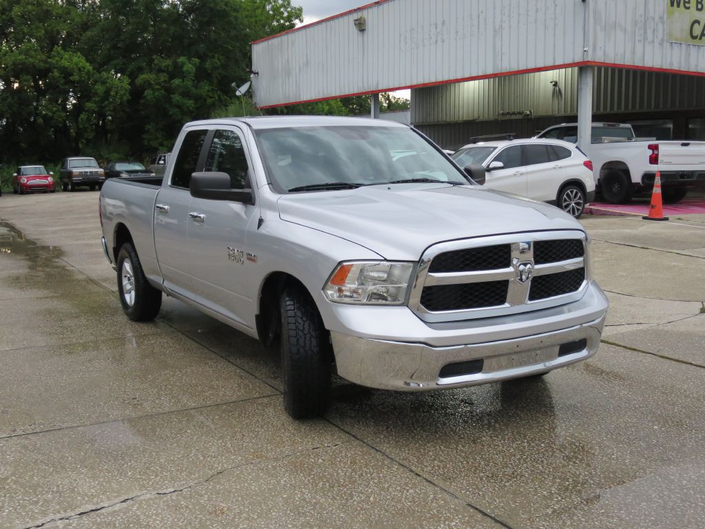 2016 RAM 1500 Image 3