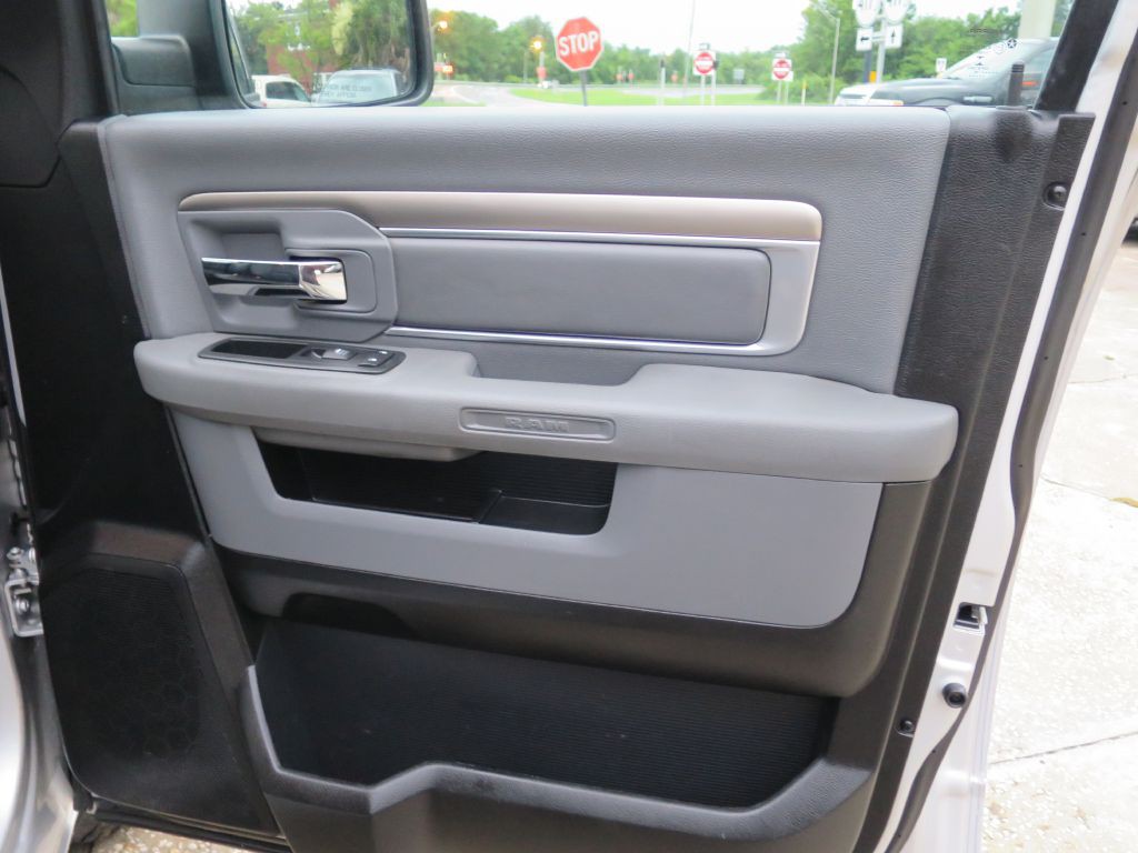 2016 RAM 1500 Image 15