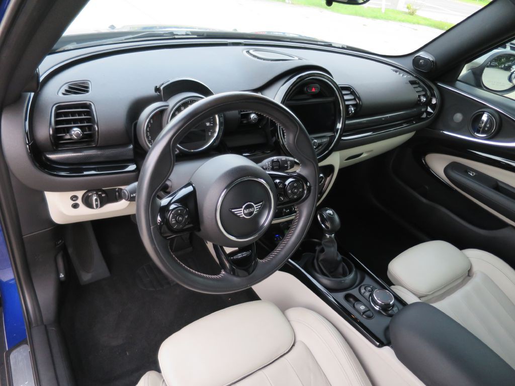 2019 MINI Cooper Image 9