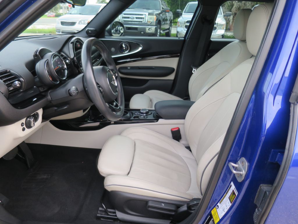 2019 MINI Cooper Image 10