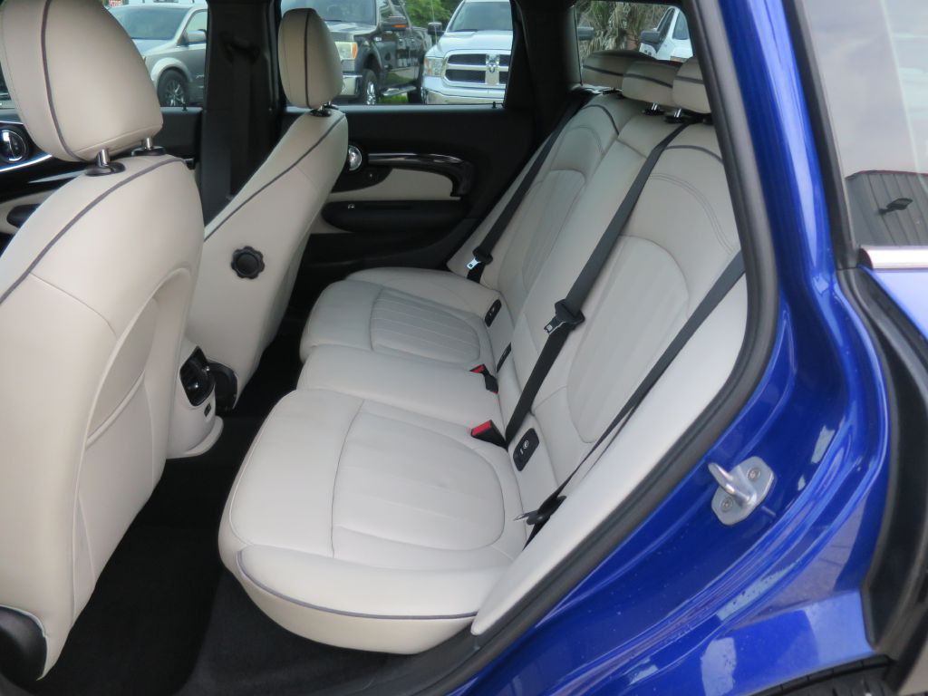 2019 MINI Cooper Image 11
