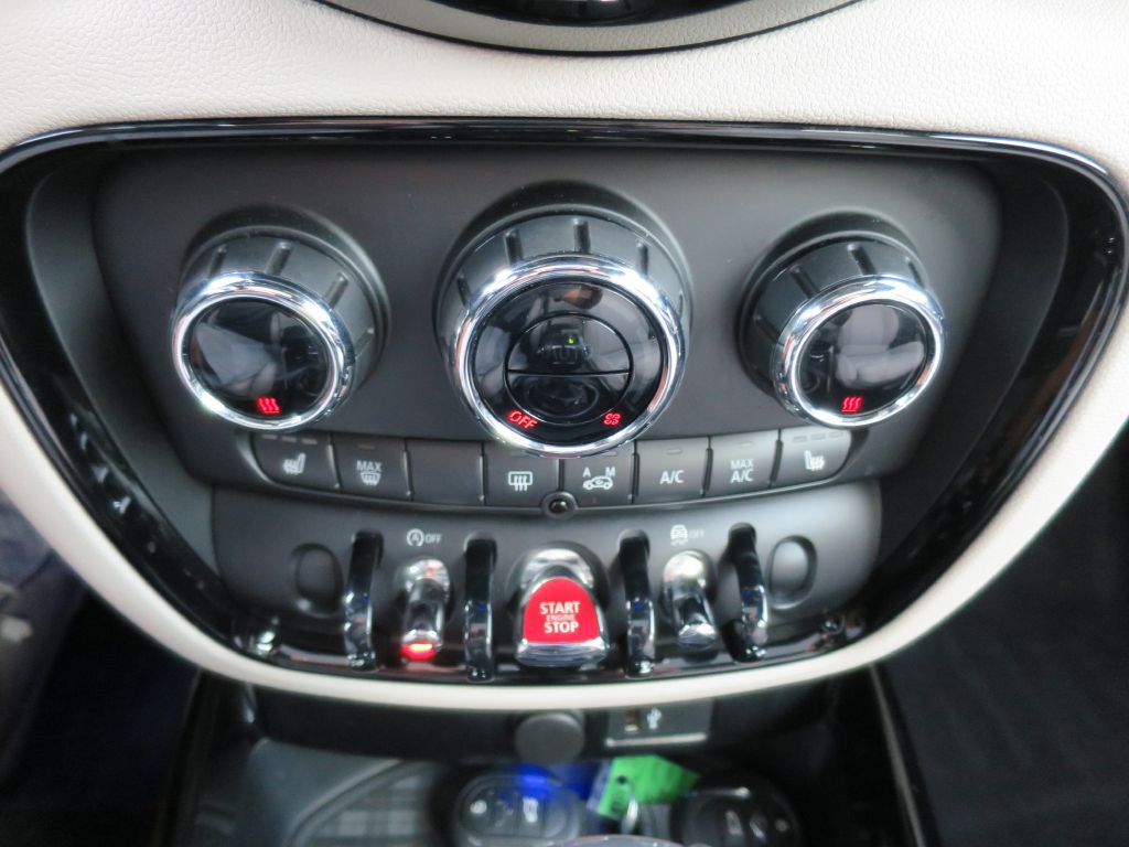 2019 MINI Cooper Image 23