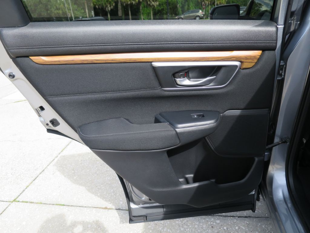 2017 Honda CR-V Image 18