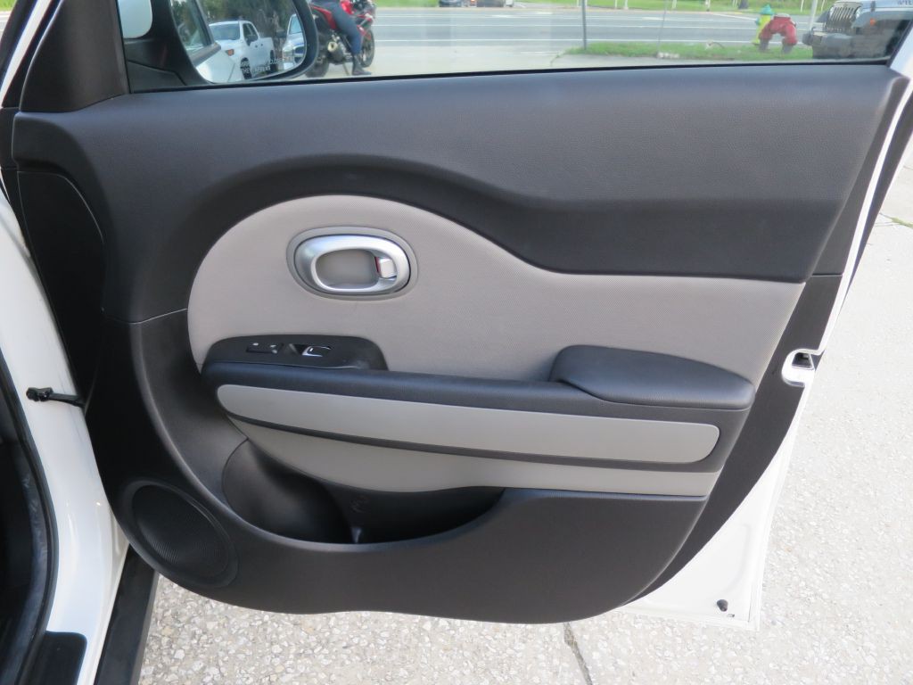2018 Kia Soul Image 16
