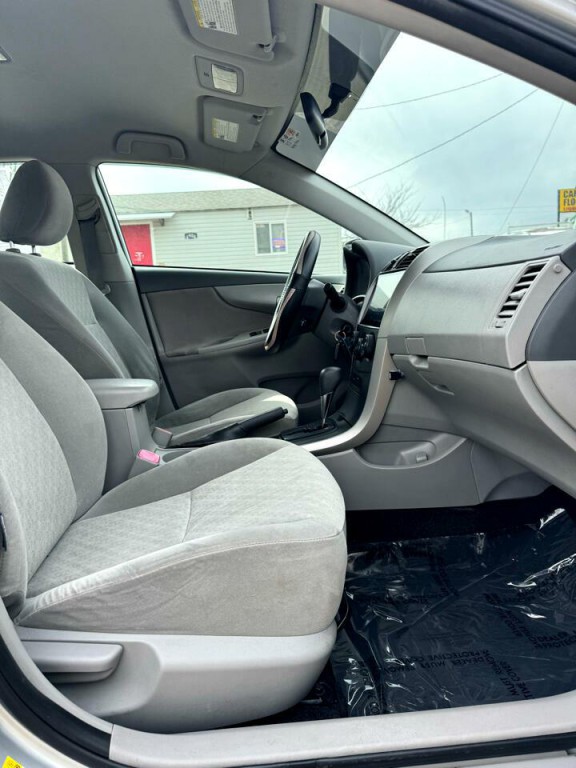 2009 Toyota Corolla Image 23