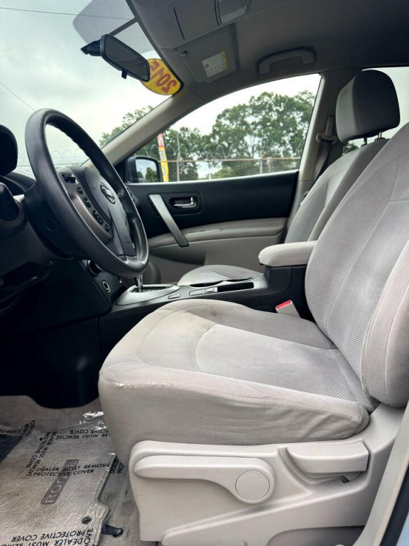 2015 Nissan Rogue Image 12
