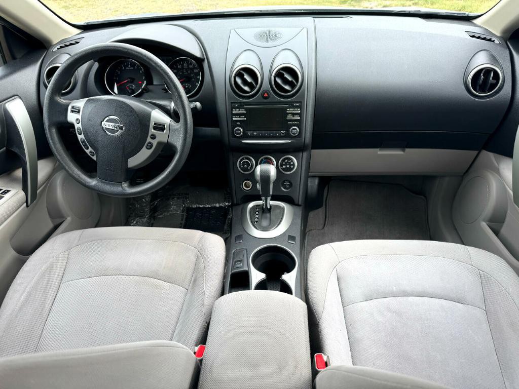 2015 Nissan Rogue Image 14