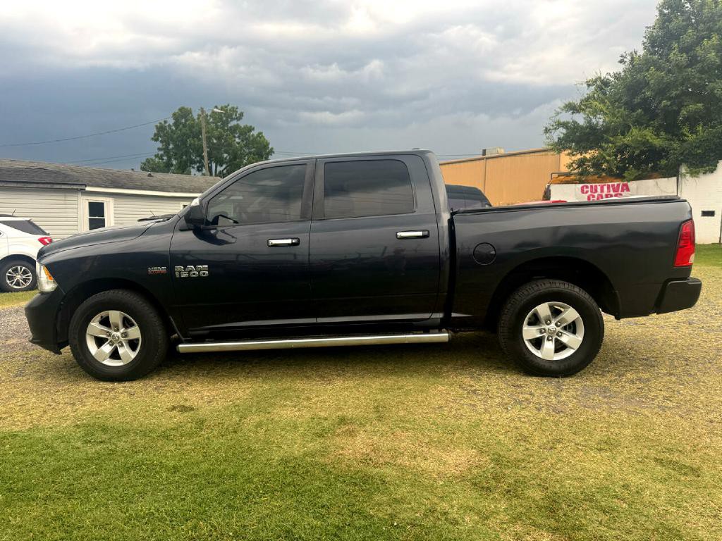 2015 RAM 1500 Image 7