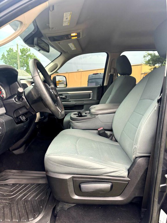 2015 RAM 1500 Image 21