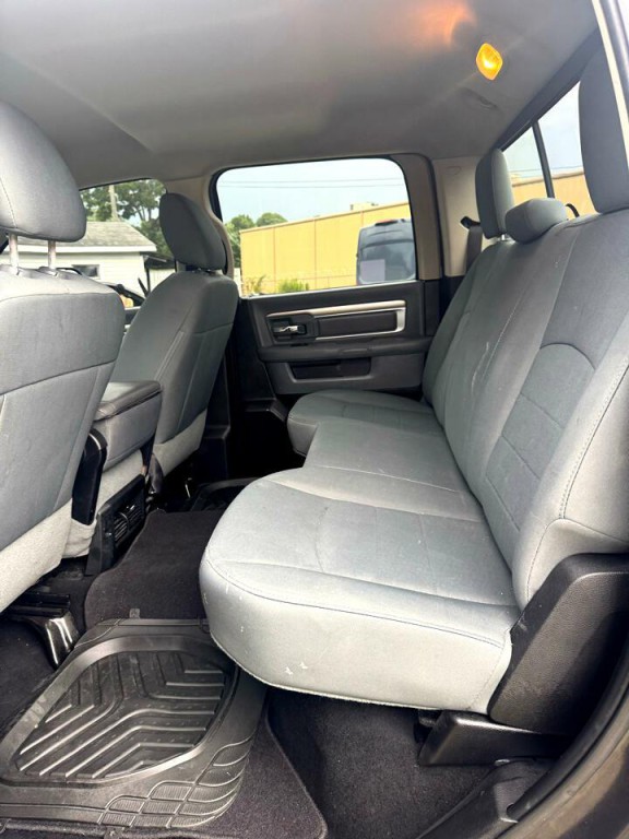 2015 RAM 1500 Image 25