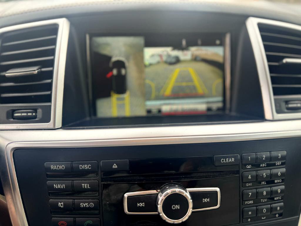 2016 Mercedes-Benz GL-Class Image 11
