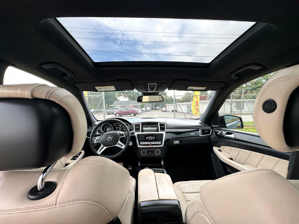 2016 Mercedes-Benz GL-Class Image 14