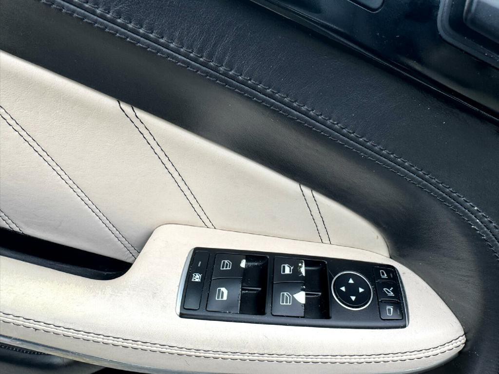 2016 Mercedes-Benz GL-Class Image 26