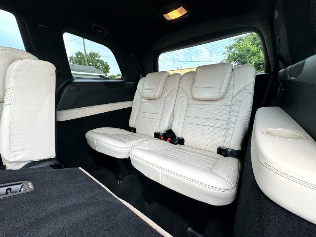 2016 Mercedes-Benz GL-Class Image 27