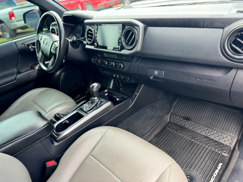 2021 Toyota Tacoma Image 10