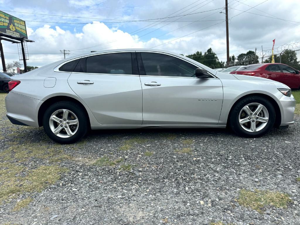 2018 Chevrolet Malibu Image 6