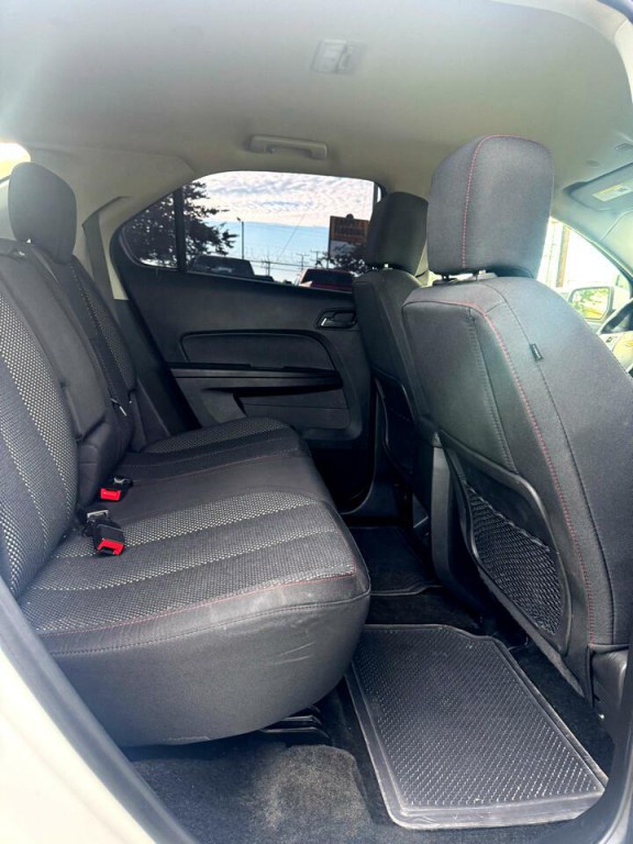 2017 Chevrolet Equinox Image 22