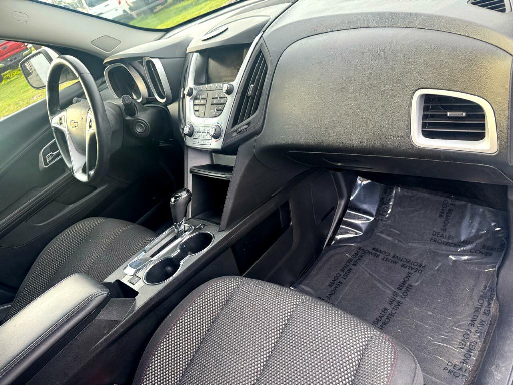 2017 Chevrolet Equinox Image 25