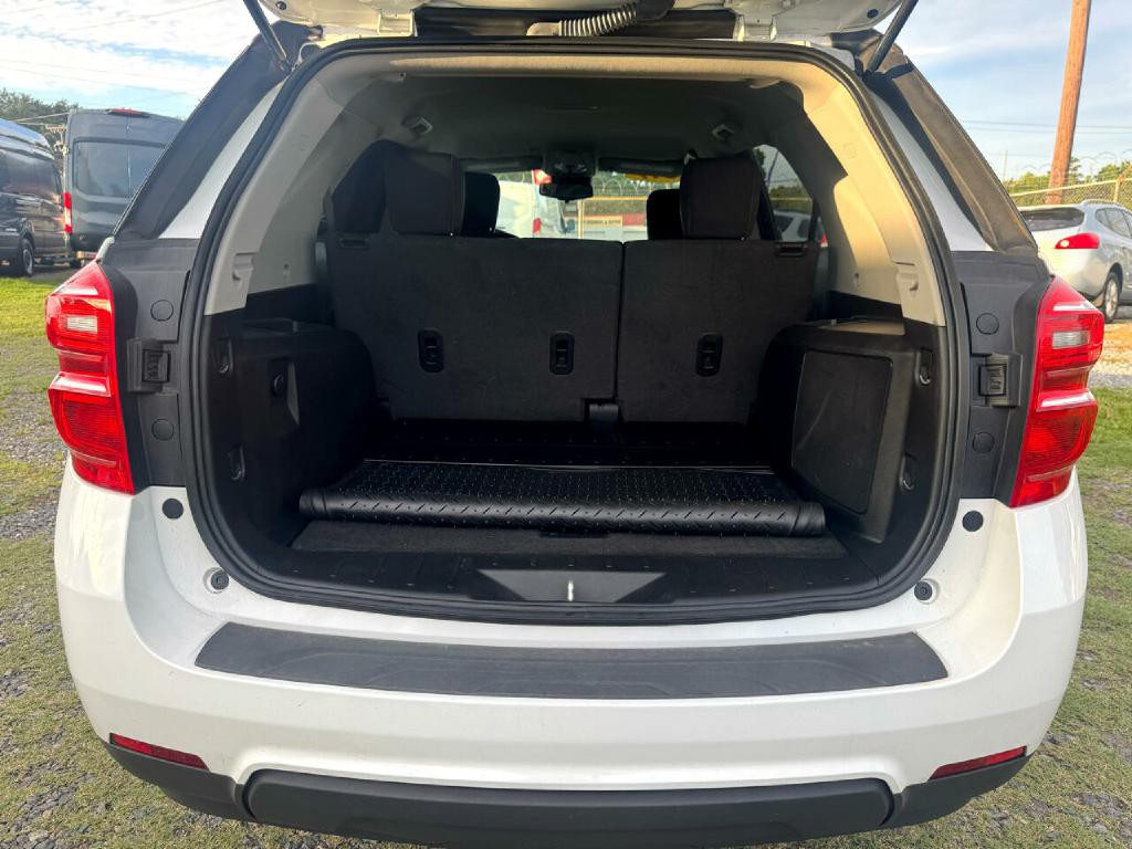 2017 Chevrolet Equinox Image 28