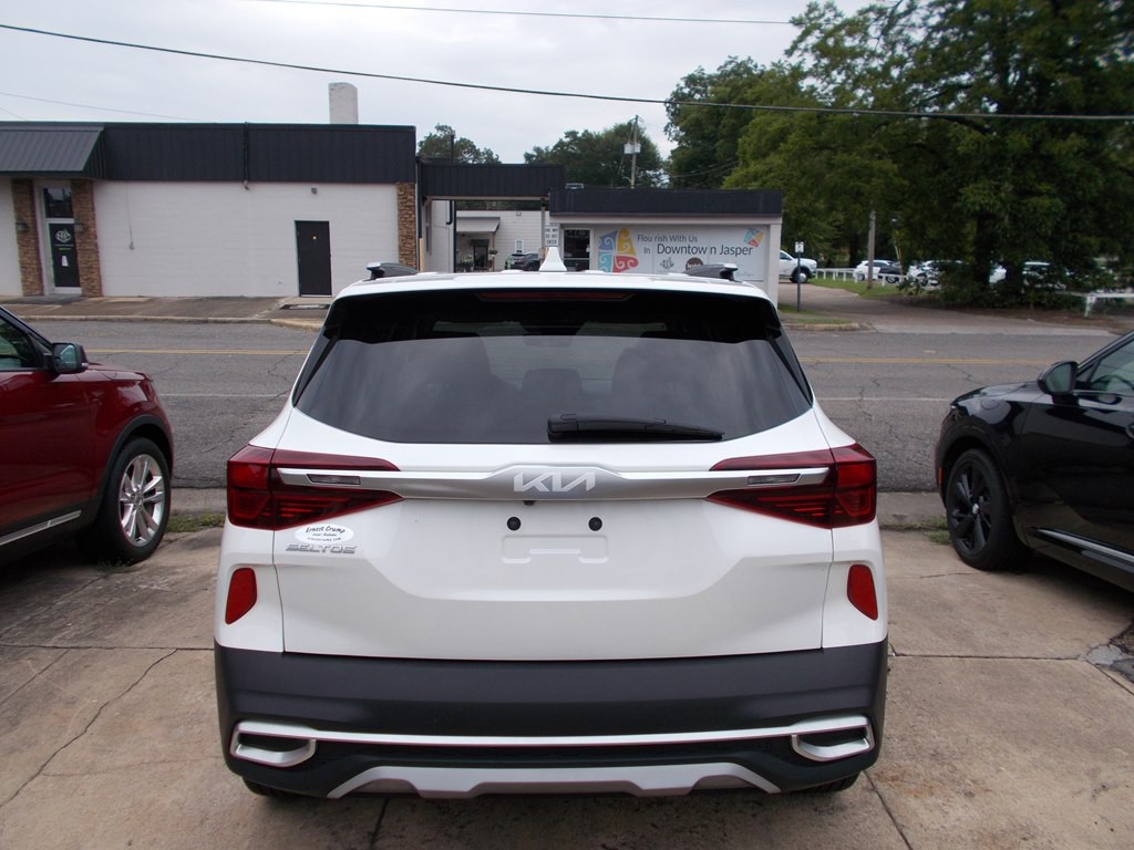 2023 Kia Seltos Image 6