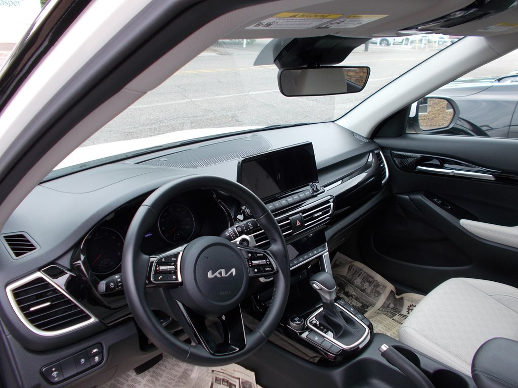 2023 Kia Seltos Image 11