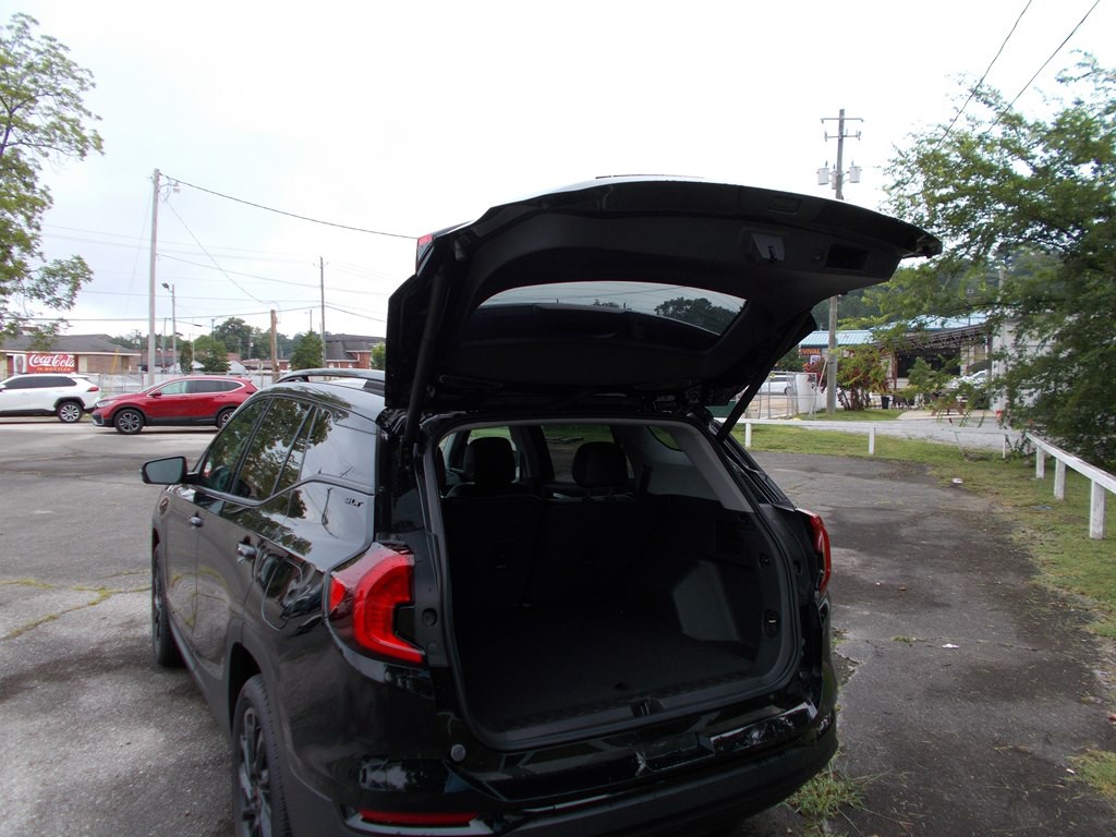 2023 GMC Terrain Image 4