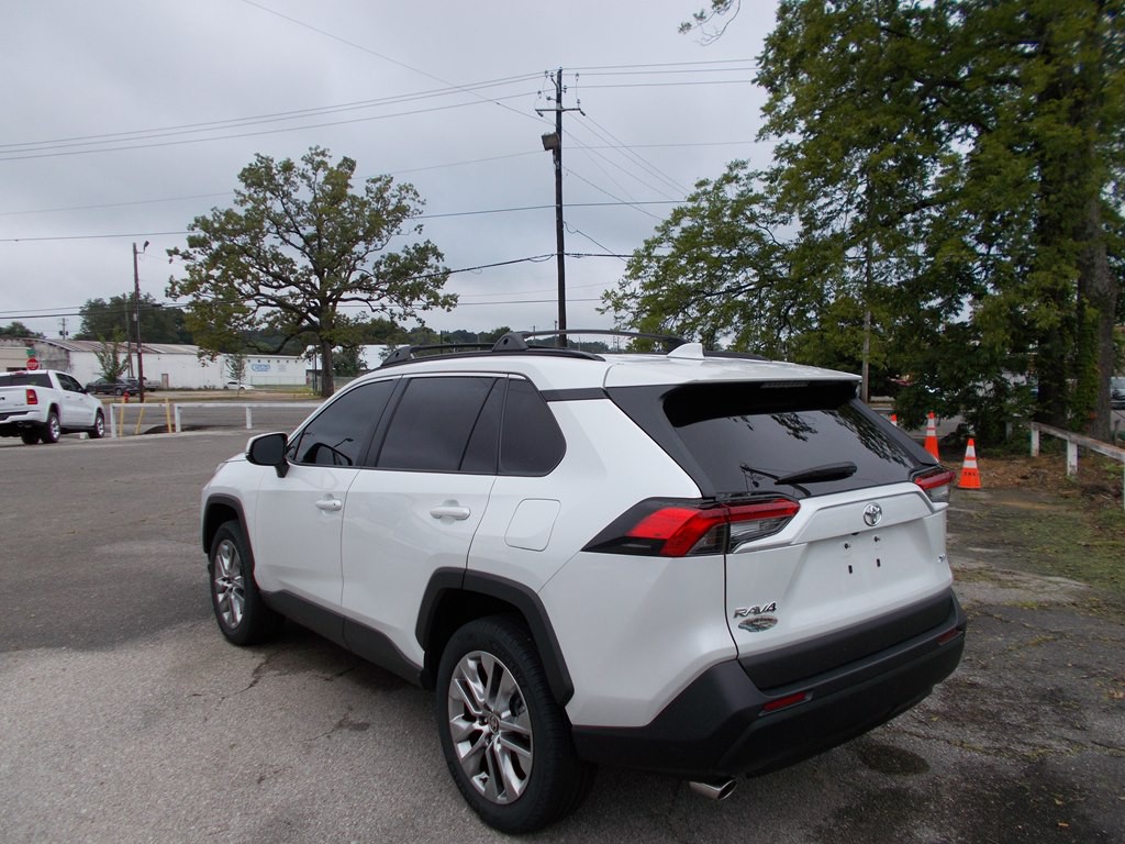 2024 Toyota Rav4 Image 2