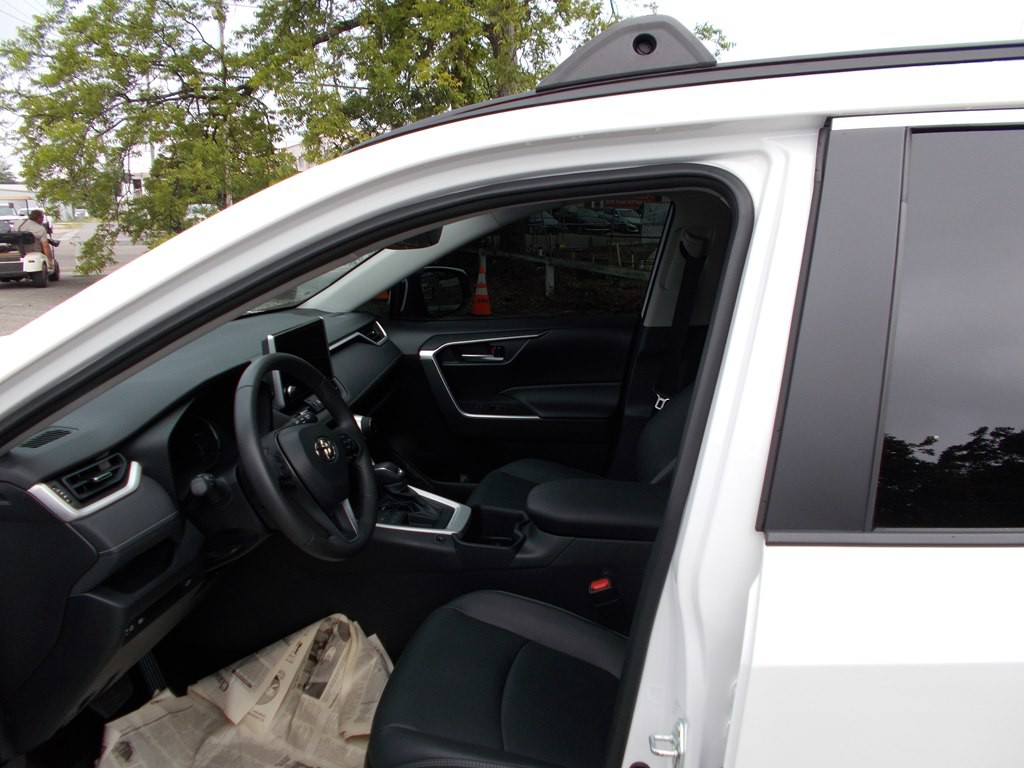 2024 Toyota Rav4 Image 7