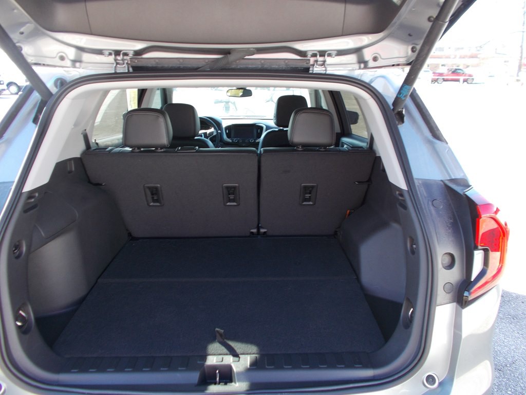 2023 GMC Terrain Image 5