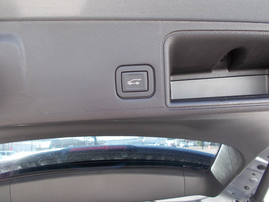 2023 GMC Terrain Image 6