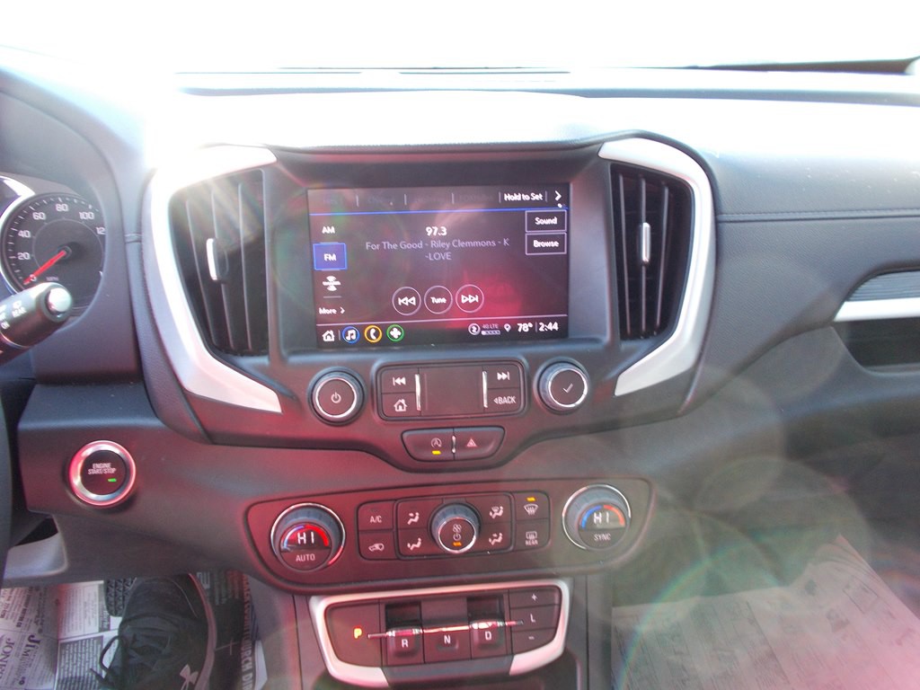 2023 GMC Terrain Image 9