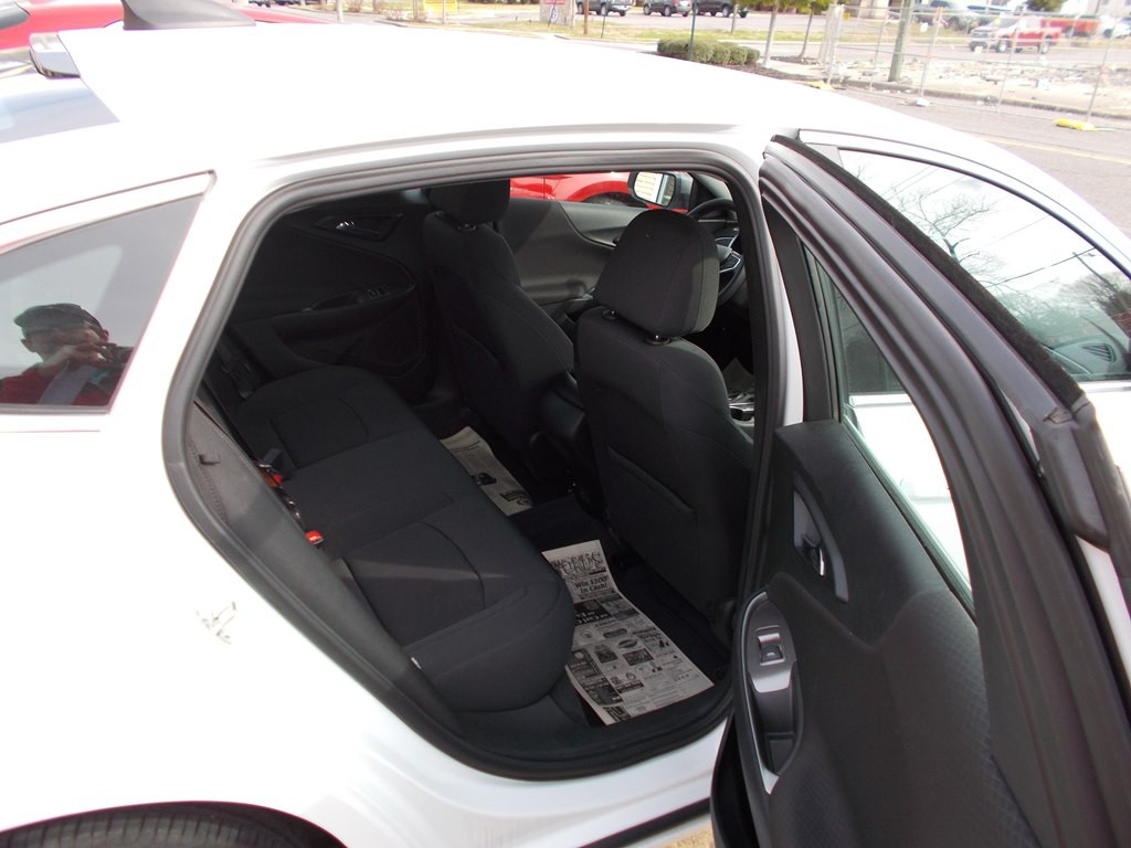 2025 Toyota Corolla Image 8