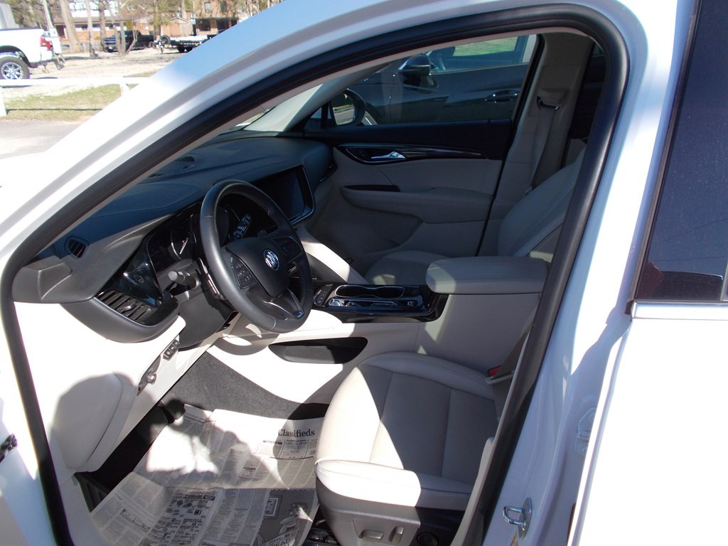 2022 Buick Envision Image 9