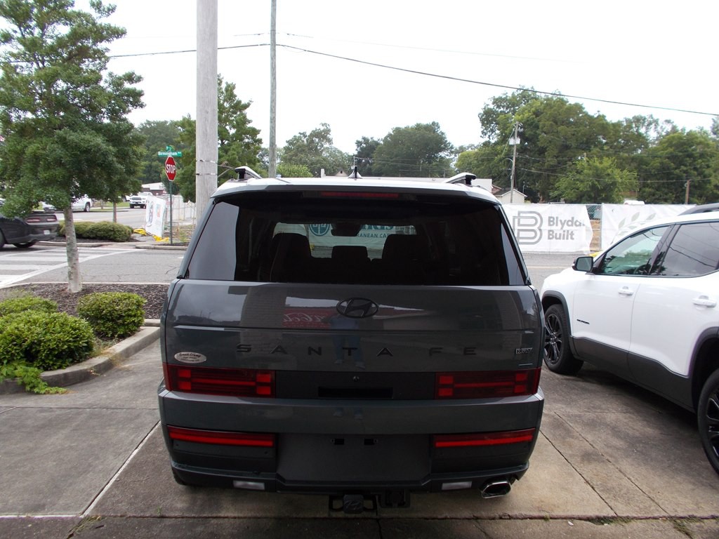 2025 Hyundai Santa Fe Image 2
