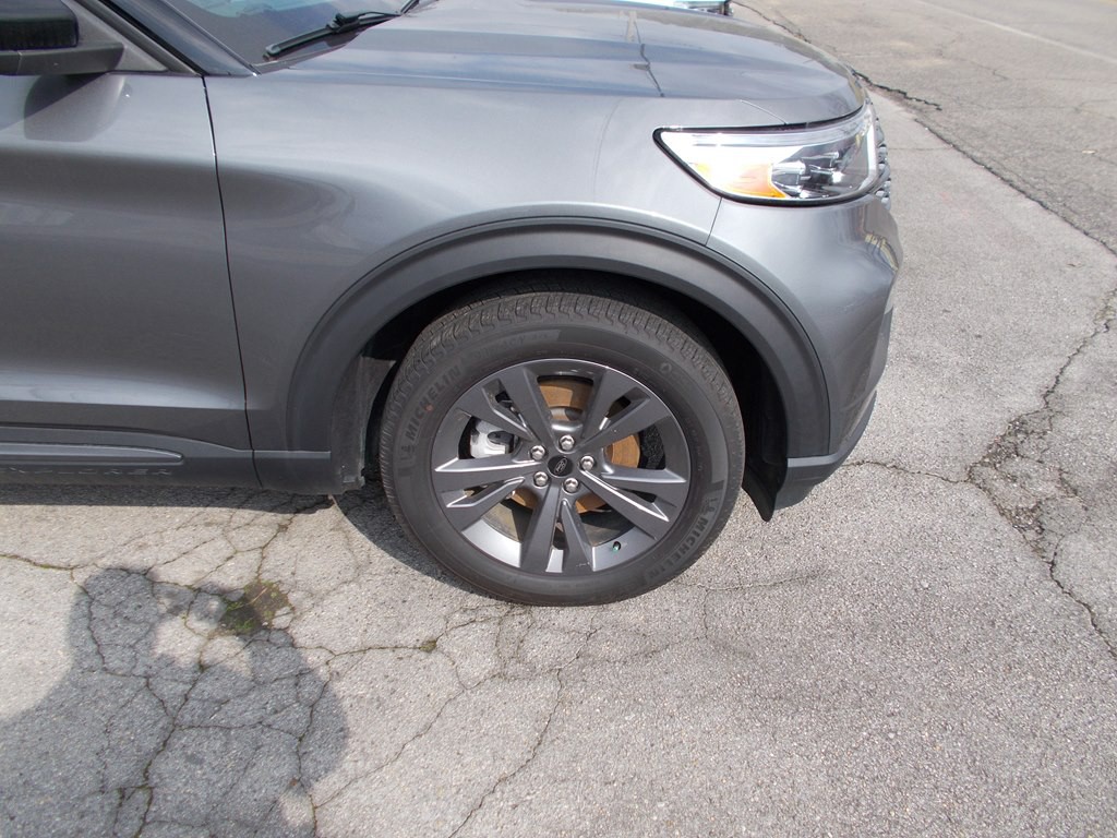 2023 Ford Explorer Image 4