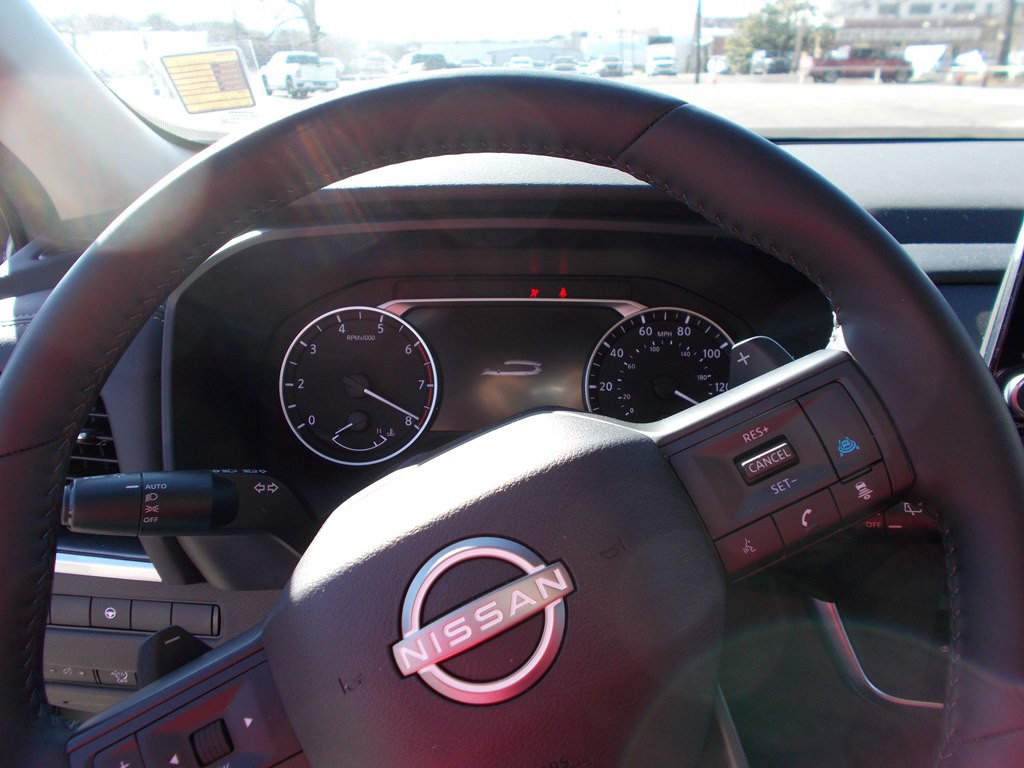 2025 Nissan Rogue Image 9