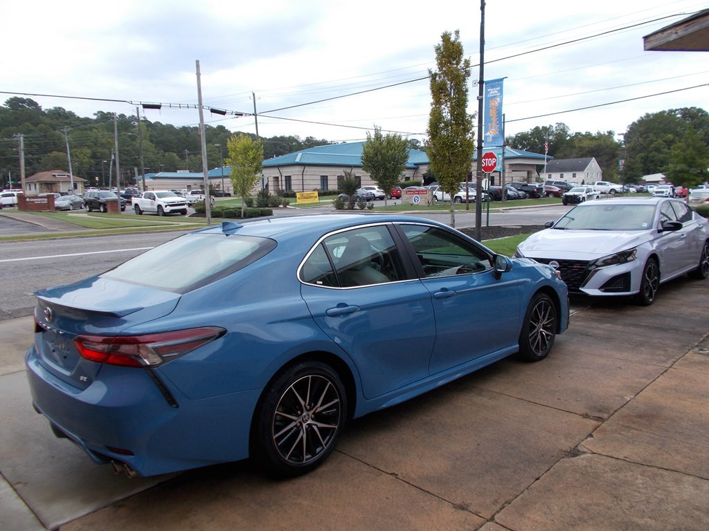 2025 Toyota Camry Image 4