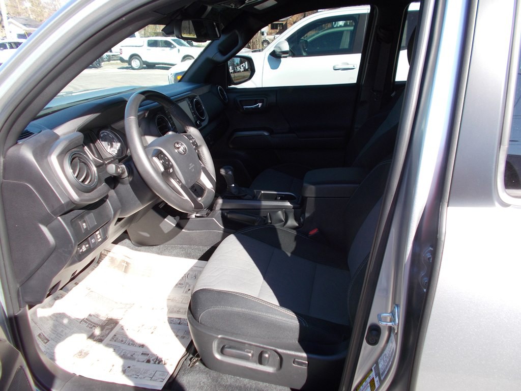 2023 Toyota Tacoma Image 5