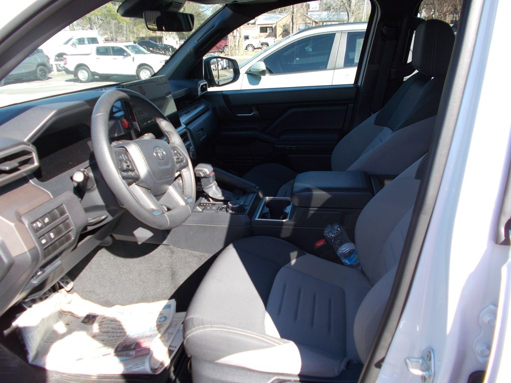 2024 Toyota Tacoma Image 7