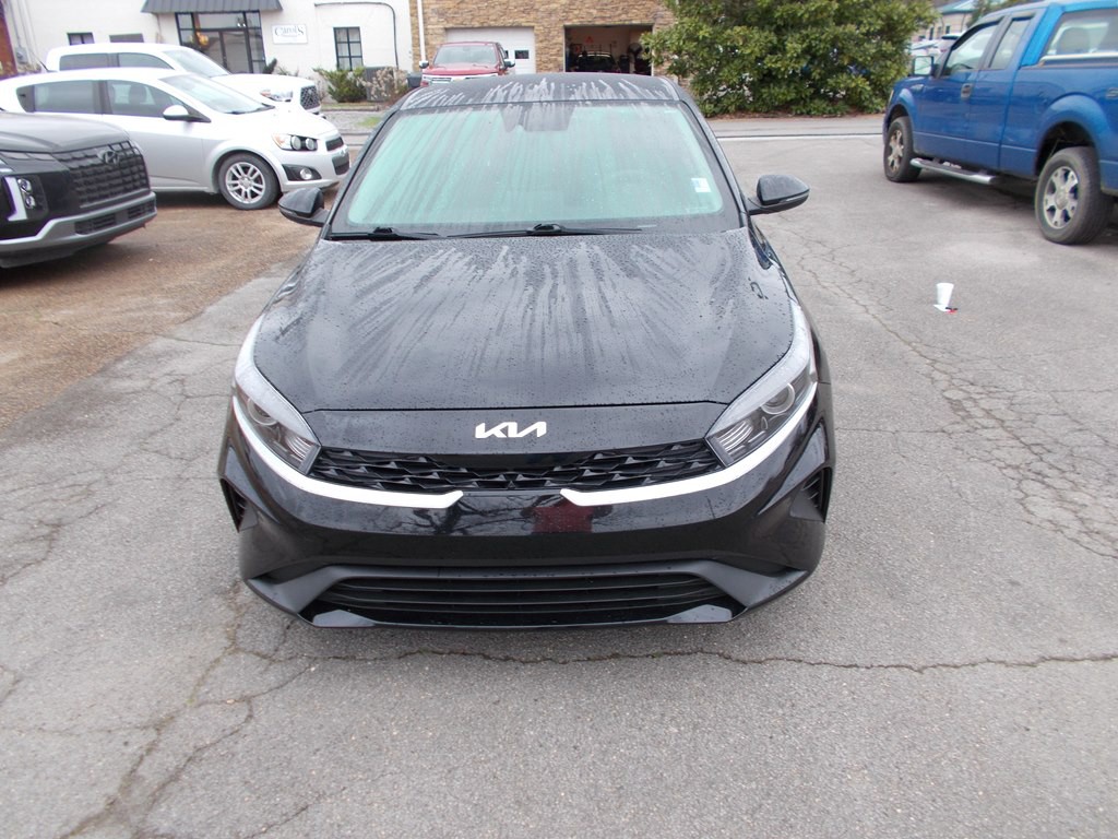 2024 Kia Forte Image 2