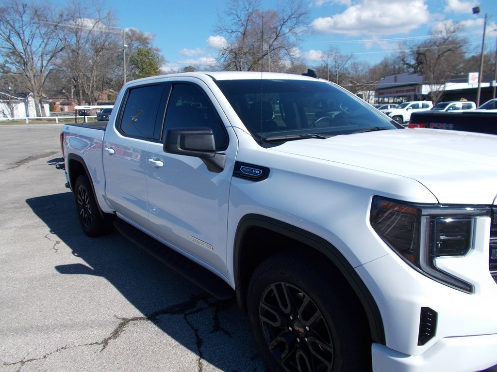 2024 GMC Sierra Image 3