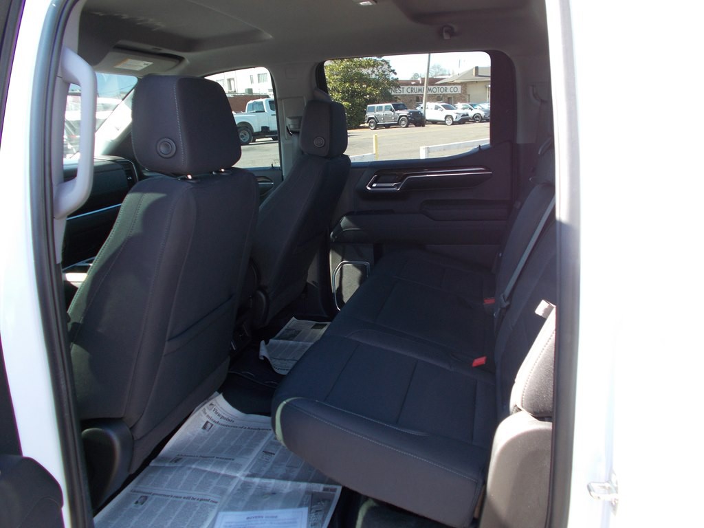 2024 GMC Sierra Image 9