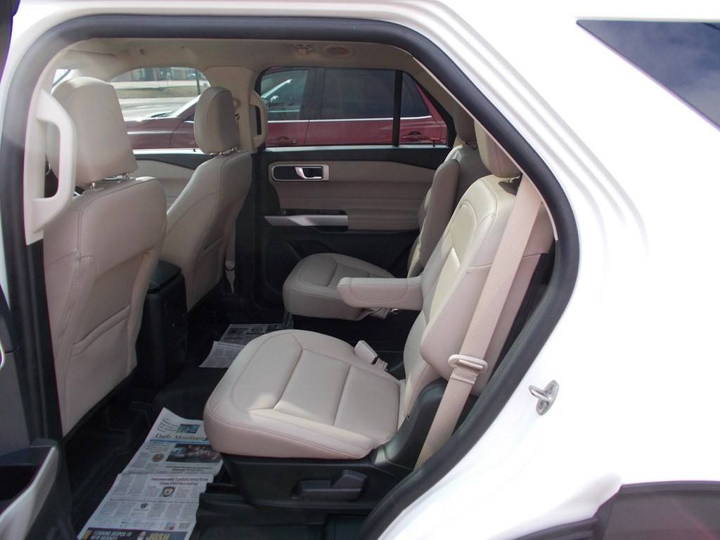 2023 Ford Explorer Image 10