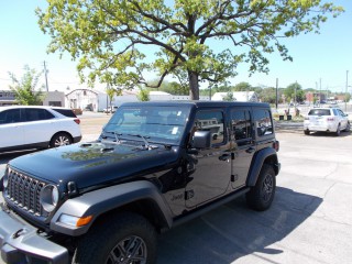 Image for 2025 Jeep Wrangler Sport ID: 7352799