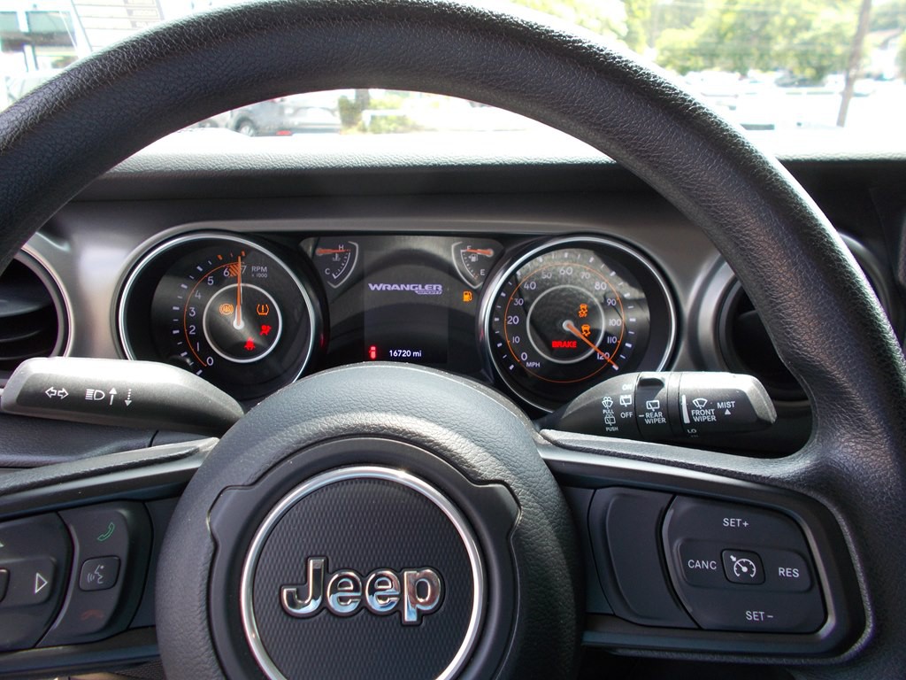 2023 Jeep Wrangler Image 7