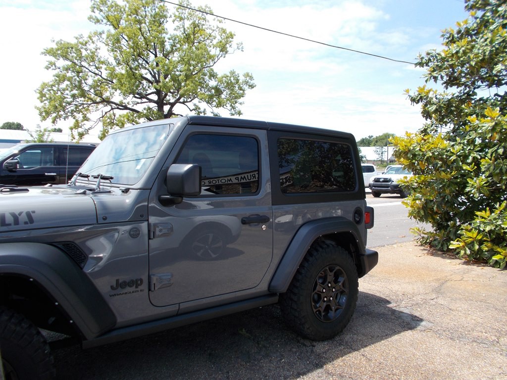 2023 Jeep Wrangler Image 9